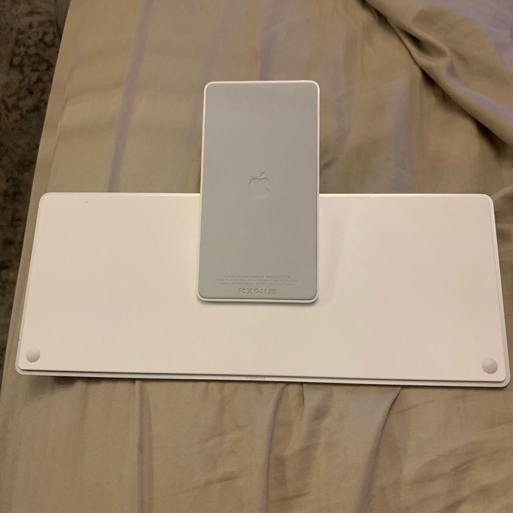 Apple keyboard - Picture 3 of 6